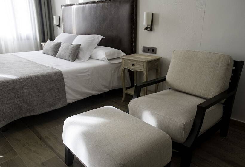 سوییت جونیور, Sa Voga Hotel & Spa