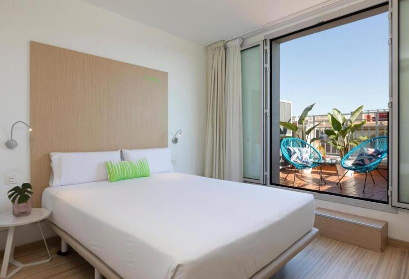 Номер Стандарт с Террасой, Smartroom Barcelona