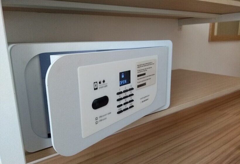 Номер Economy, Smartroom Barcelona