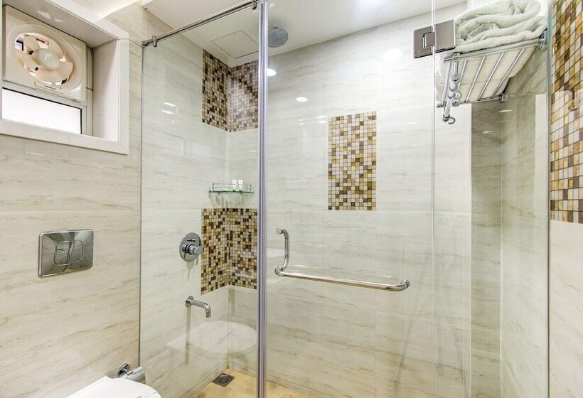 غرفة ديلوكس, Treebo Daksh Residency