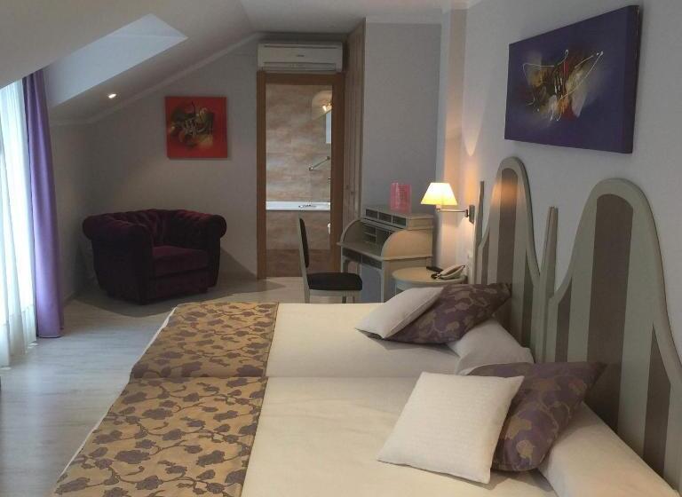 חדר סטנדרט לשלושה, Valle De Cabezon