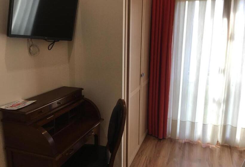 חדר אקונומי, Valle De Cabezon