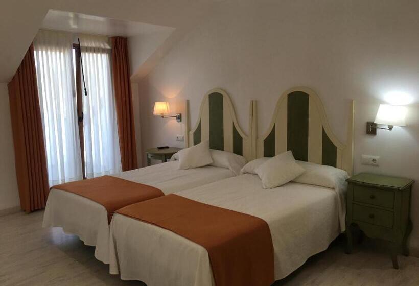 חדר בסיסי לארבעה, Valle De Cabezon