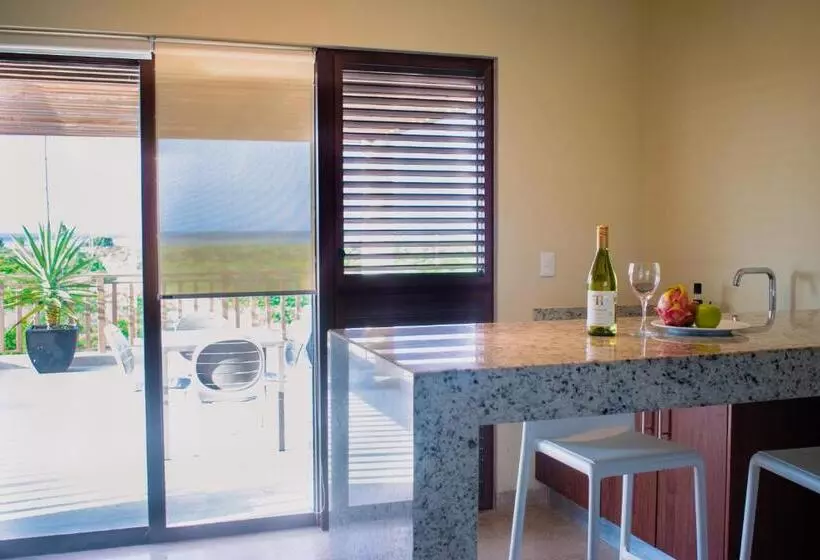 デラックスビラの１ベッドルーム, Villas Grand Marina Kinuh