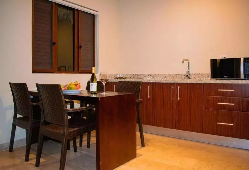 スーペリアー１ベッドルームビラ, Villas Grand Marina Kinuh