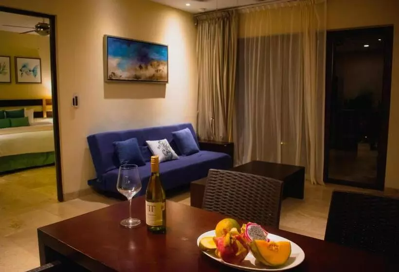 スーペリアー１ベッドルームビラ, Villas Grand Marina Kinuh