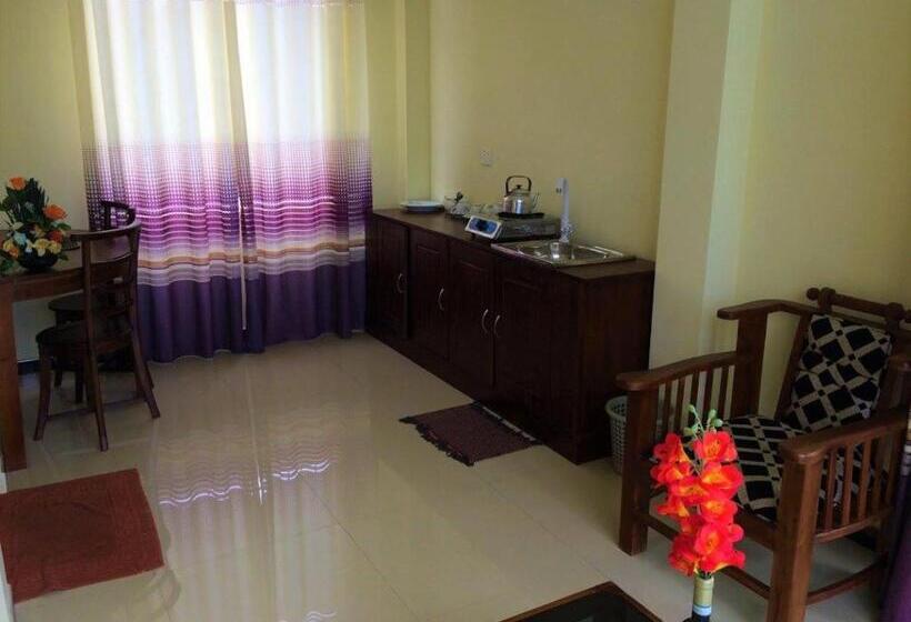 דירת חדר בקומת קרקע, Romeo And Juliet Guest House