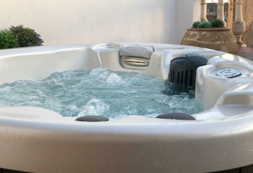 جناح جونيور ديلوكس, Sa Voga Hotel & Spa