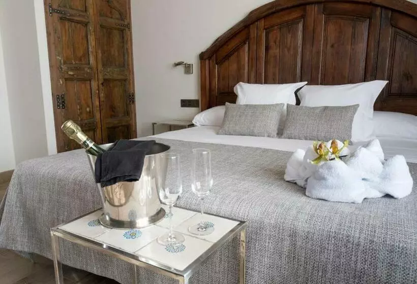 デラックスジュニアスイート, Sa Voga Hotel & Spa