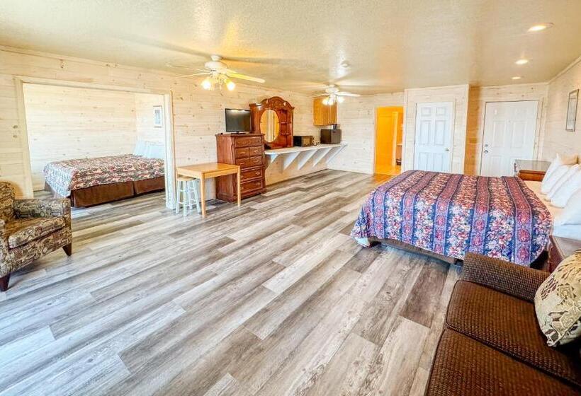 اتاق استاندارد, Blue Water Beachfront Hotel & Waterpark