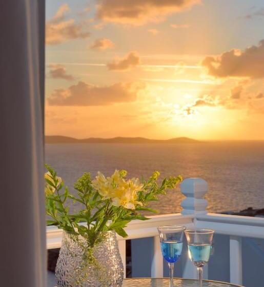 Полулюкс Вид на Море, Amelie Suites