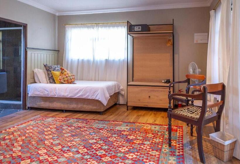 غرفة عائلية, Airlies Guest House