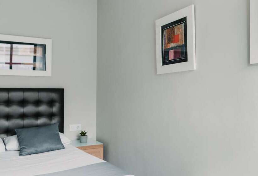 شقة غرفة واحدة, Citizentral Gascons