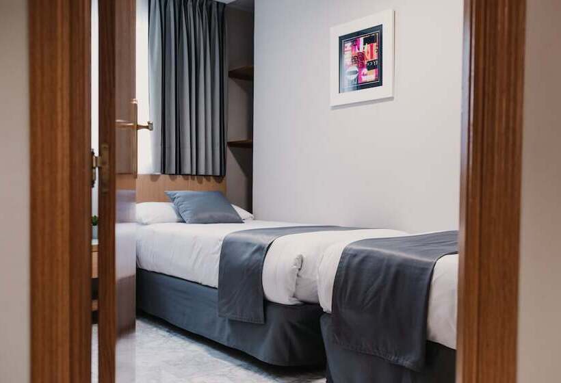 شقة غرفة واحدة, Citizentral Gascons