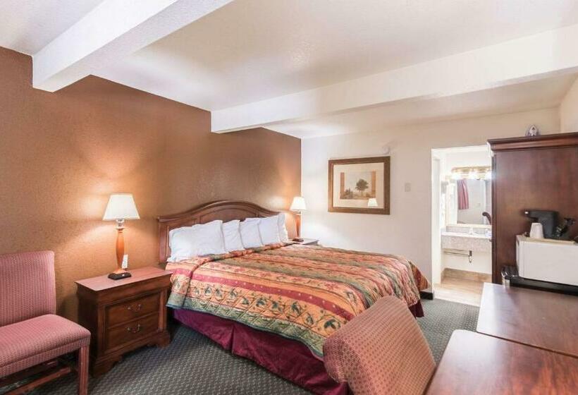 Стандартный Номер Кровать Кинг, 1st Interstate Inn Montrose