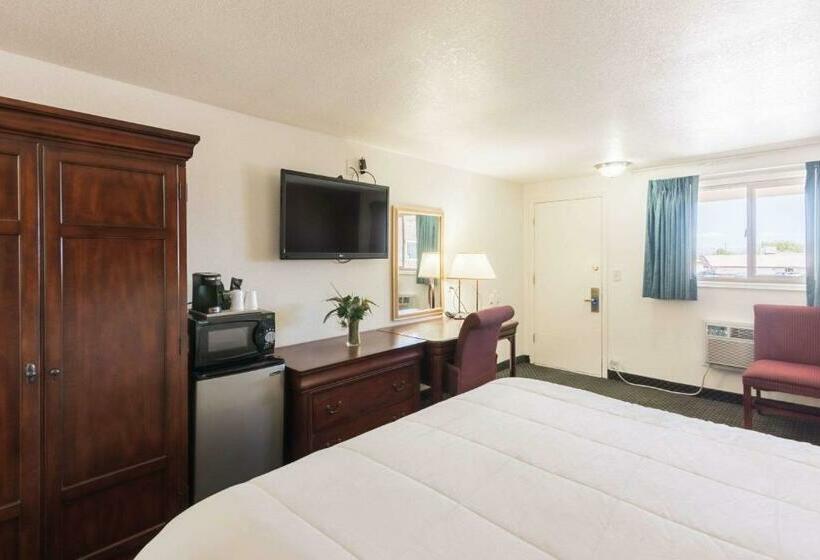 غرفة قياسية سرير كينج, 1st Interstate Inn Montrose