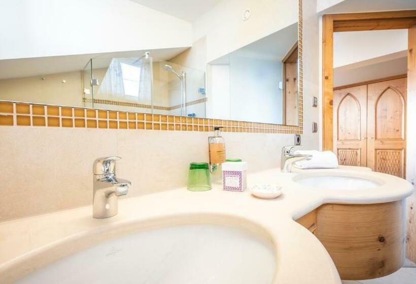 Полулюкс, Anthony´s Alpin Hotel Garni
