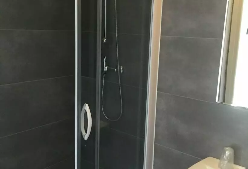 クラシックシングルルーム, Auberge De Violaine