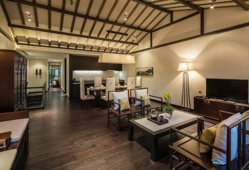 ツーベッドルーム　ヴィラ, Banyan Tree Hotel Huangshan The Ancient Charm Of Huizhou, A Paradise