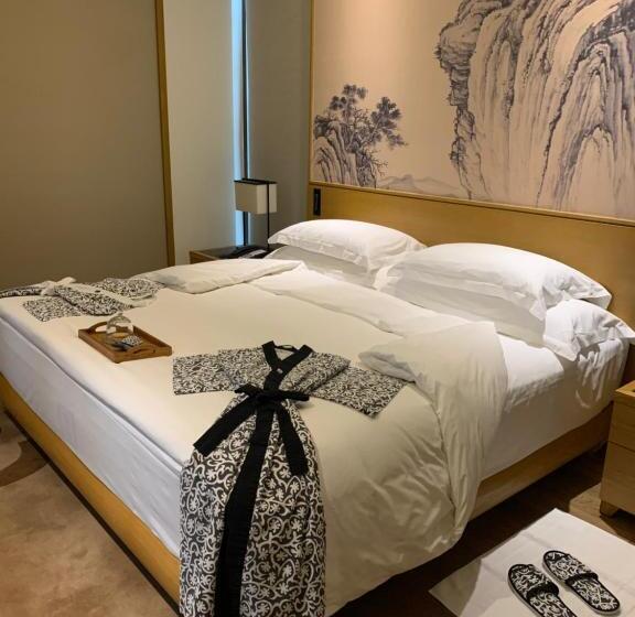 Suite Llit King, Banyan Tree Hotel Huangshan The Ancient Charm Of Huizhou, A Paradise