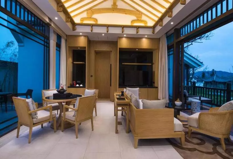 ビラホテル１ベッドルーム, Banyan Tree Hotel Huangshan The Ancient Charm Of Huizhou, A Paradise