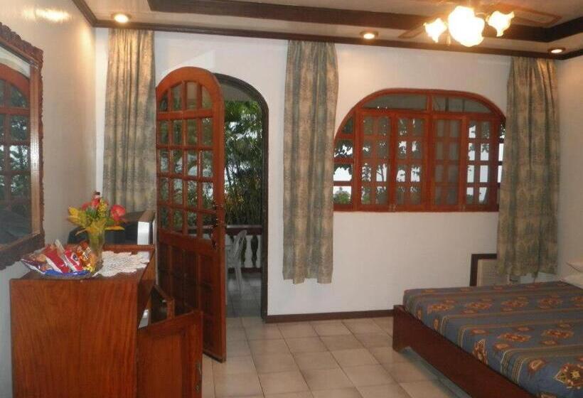 اتاق لوکس با چشمانداز دریا, Blue Crystal Beach Resort