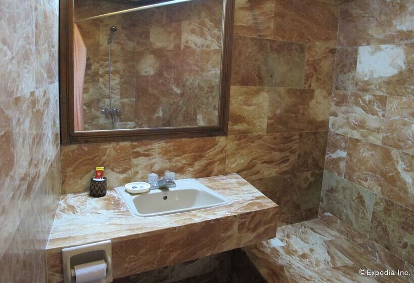 اتاق خانوادگی با چشمانداز جانبی دریا, Blue Crystal Beach Resort