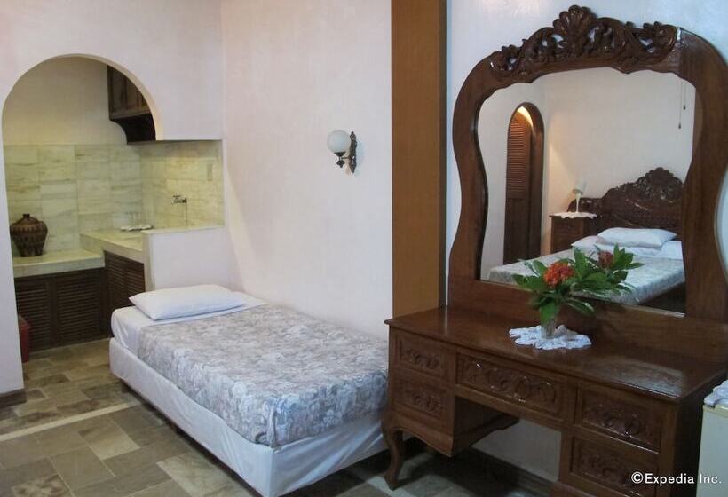 اتاق خانوادگی با چشمانداز جانبی دریا, Blue Crystal Beach Resort