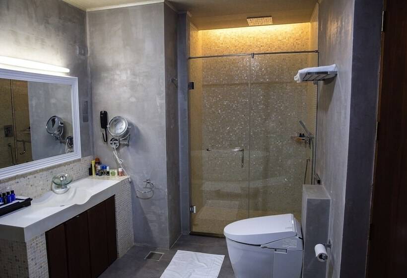 Номер Премиум, Club Waskaduwa Beach Resort & Spa
