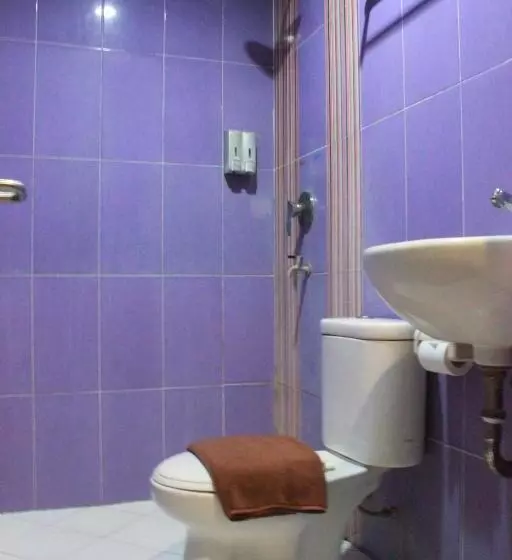 Camera Standard Letto King, Dalu