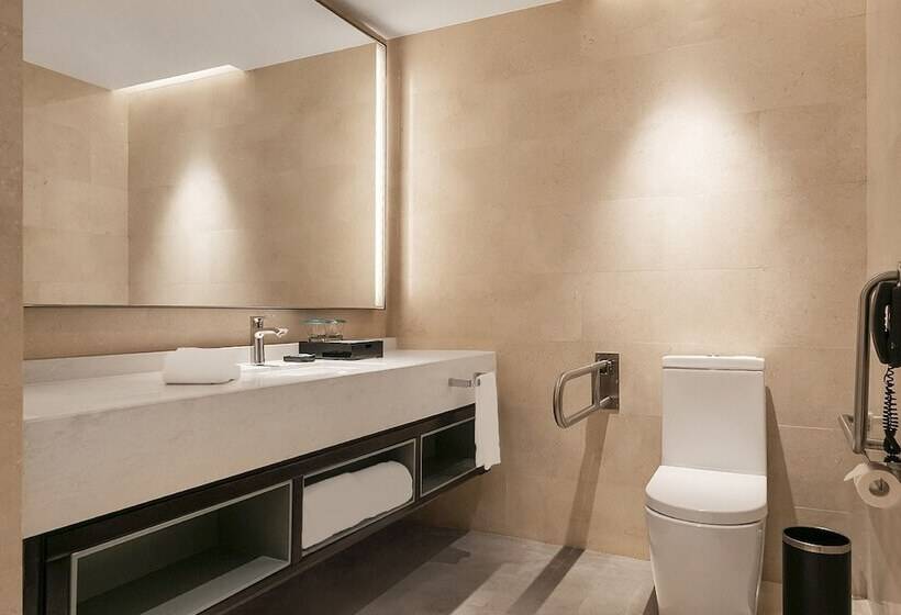 스탠다드 룸 더블 침대, Four Points By Sheraton Chengdu, Anren