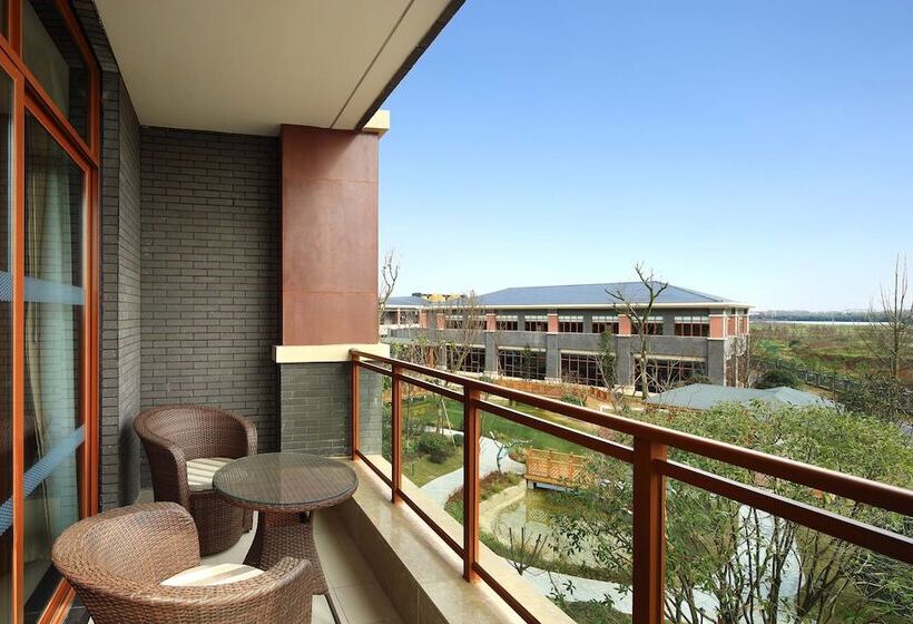 스탠다드 룸 더블 침대 2개, Four Points By Sheraton Chengdu, Anren