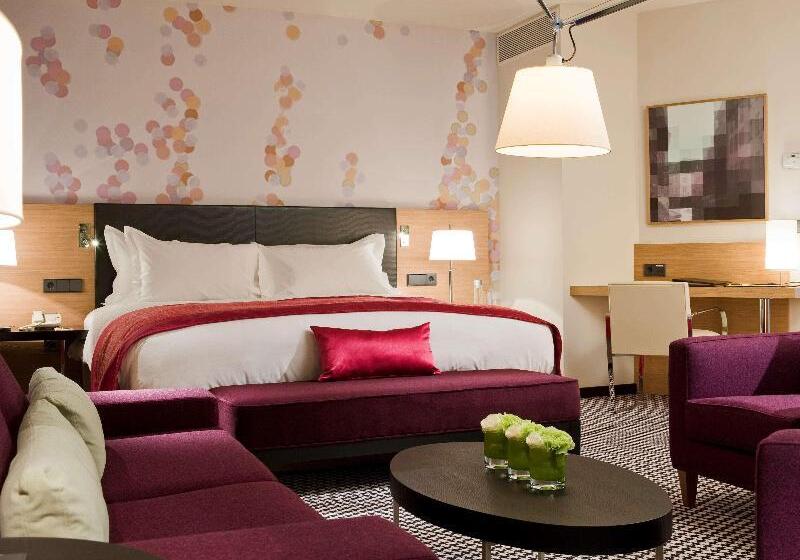 غرفة قياسية سرير كينج لذوى الإحتياجات الخاصة, Hampton Inn & Suites Tampa Airport Avion Park Westshore