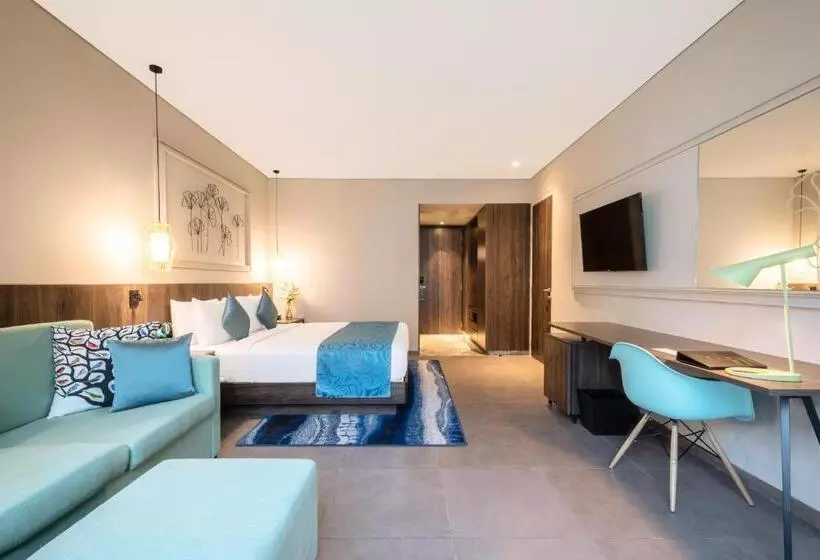 Chambre Deluxe Vue Piscine, Hyatt Centric Candolim Goa