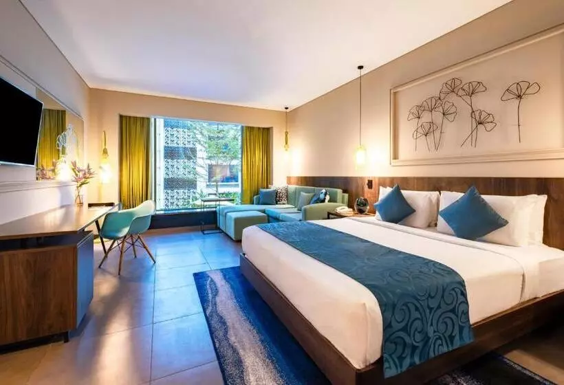 Chambre Deluxe Vue Piscine, Hyatt Centric Candolim Goa