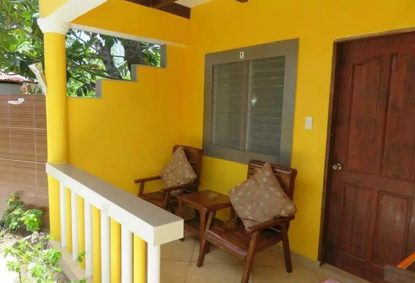 デラックスルーム, Malapascua Garden Resort
