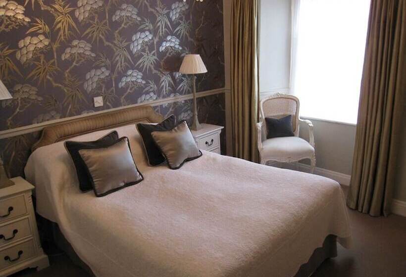 ガーデンビュースタンダードルーム, The Mount Pleasant