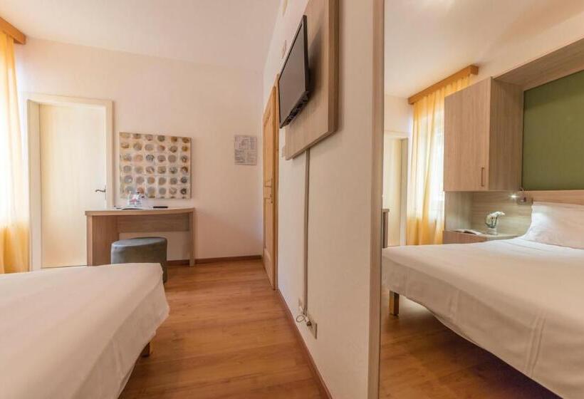 Номер Стандарт, Sorapiss