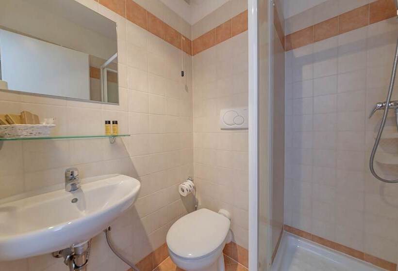 Номер Стандарт, Sorapiss