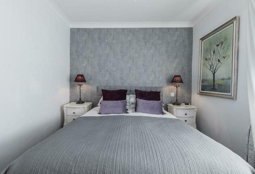 ガーデンビュースタンダードルーム, The Mount Pleasant