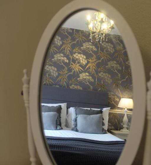 ガーデンビュースタンダードルーム, The Mount Pleasant