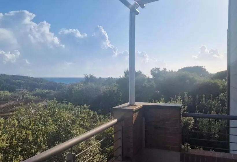 اتاق دوبلکس, Villa La Cavaliera