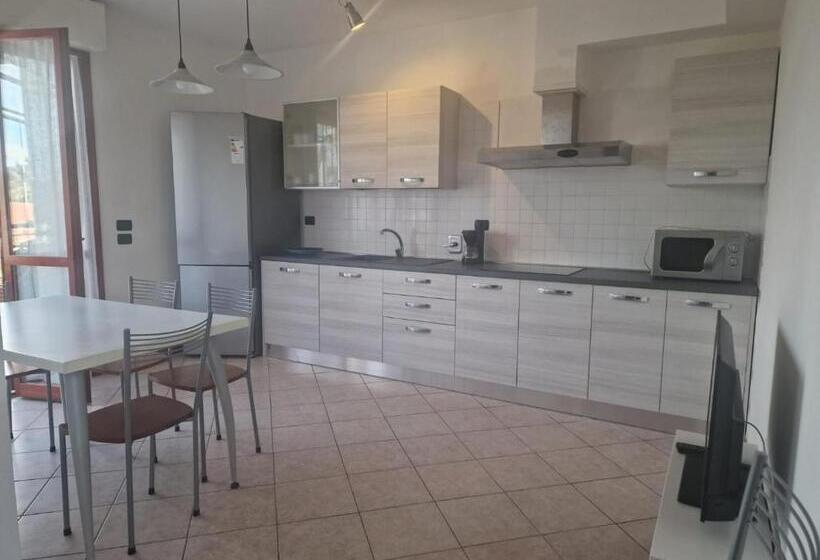 اتاق دوبلکس, Villa La Cavaliera