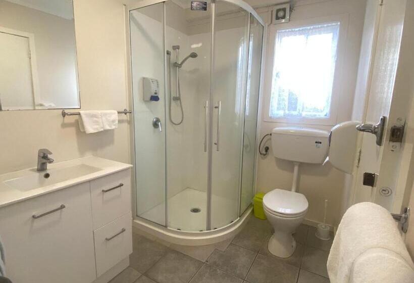 スタンダードスタジオ, Kowhai Motel Rotorua