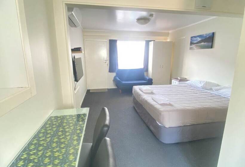 스탠다드 스튜디오, Kowhai Motel Rotorua