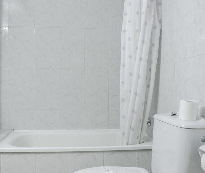 Семейный Номер, La Trobada Hotel Sport