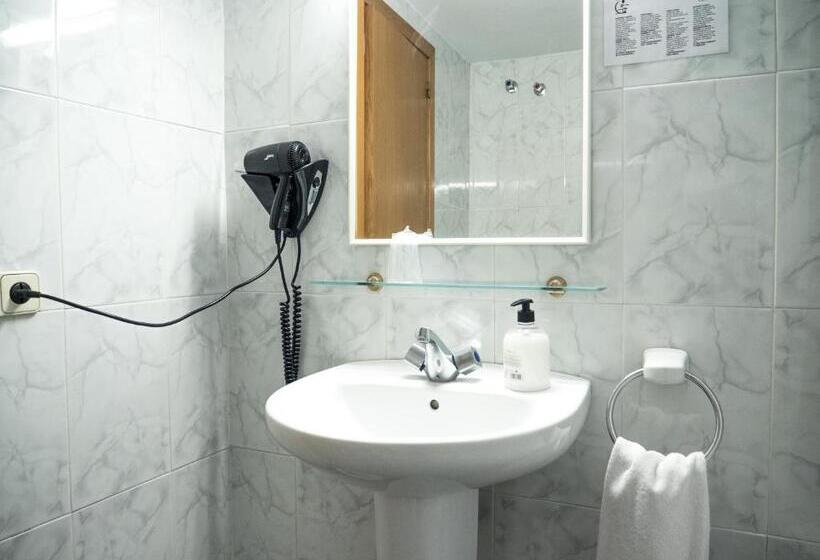חדר בסיסי, La Trobada Hotel Sport