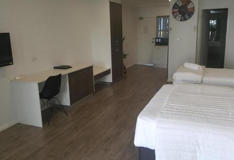 חדר דלוקס עם מרפסת, Moby Dick Waterfront Resort Motel