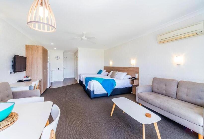 חדר דלוקס, Moby Dick Waterfront Resort Motel