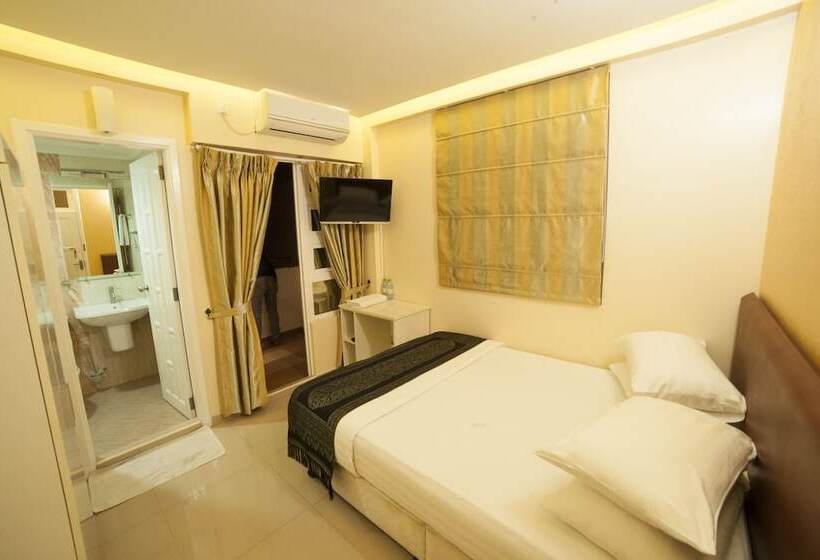 اتاق لوکس با چشم‌انداز شهر, City Grand Guest House